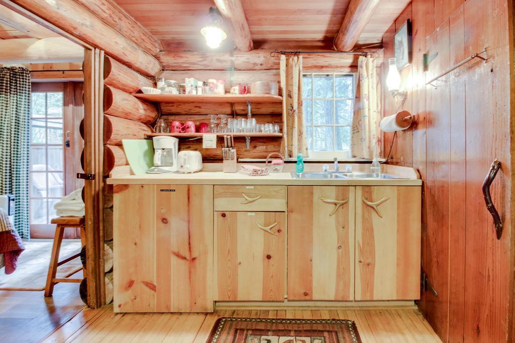 Zoe'S Log Cabin Welches Bagian luar foto
